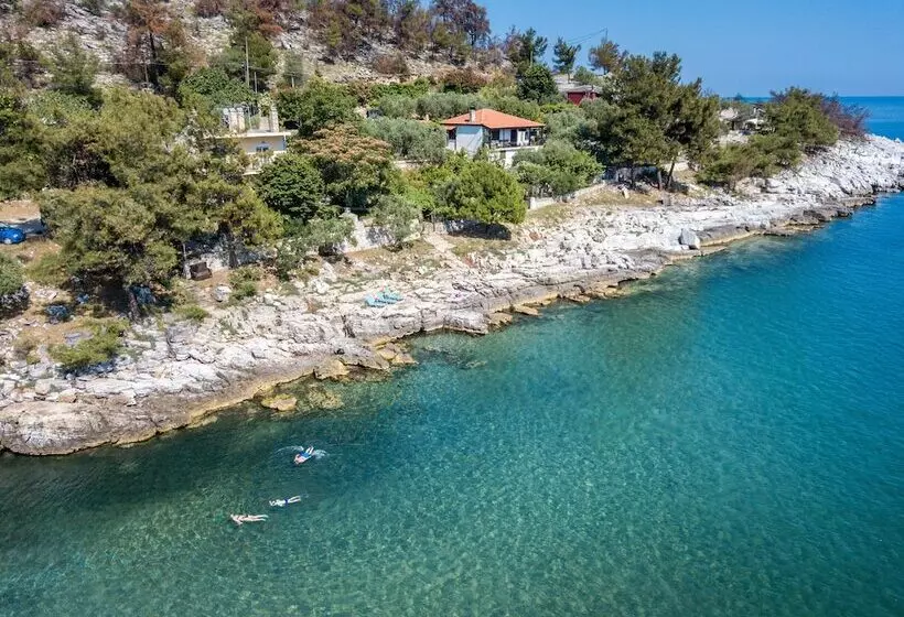 Petra Mare Apartments