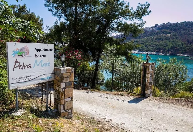 Petra Mare Apartments