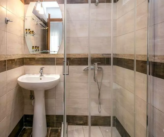 Petra Mare Apartments