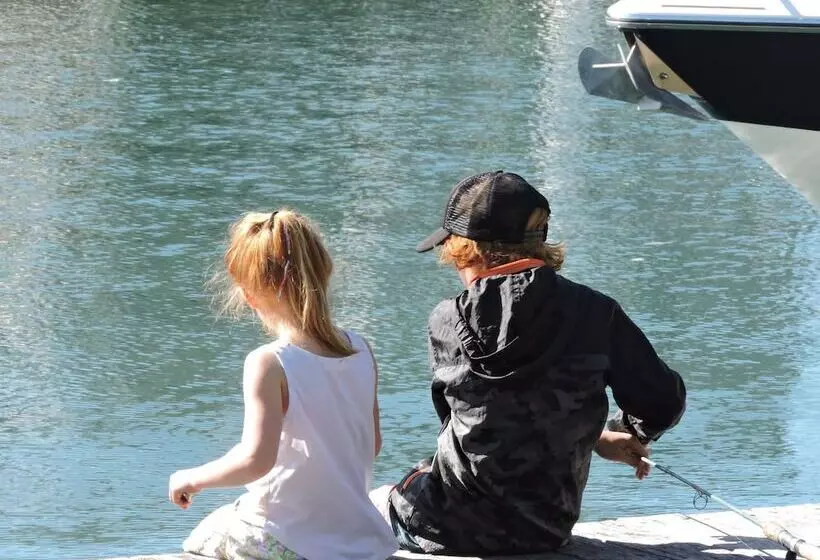 Saltwater Villas  Pet Friendly Accommodation