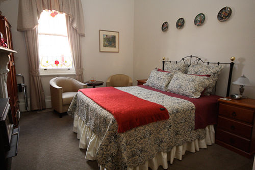 Carlyle House B&b
