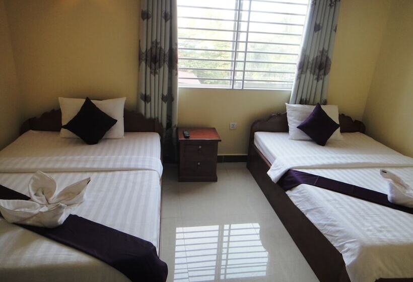 فندق Khemra I Guesthouse