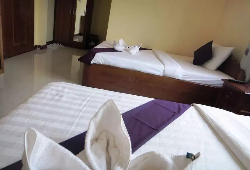 هتل Khemra I Guesthouse