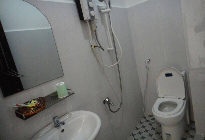 فندق Khemra I Guesthouse