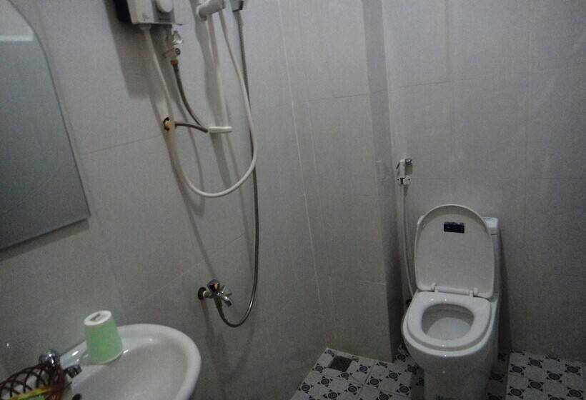 فندق Khemra I Guesthouse