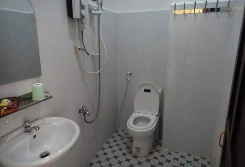 هتل Khemra I Guesthouse