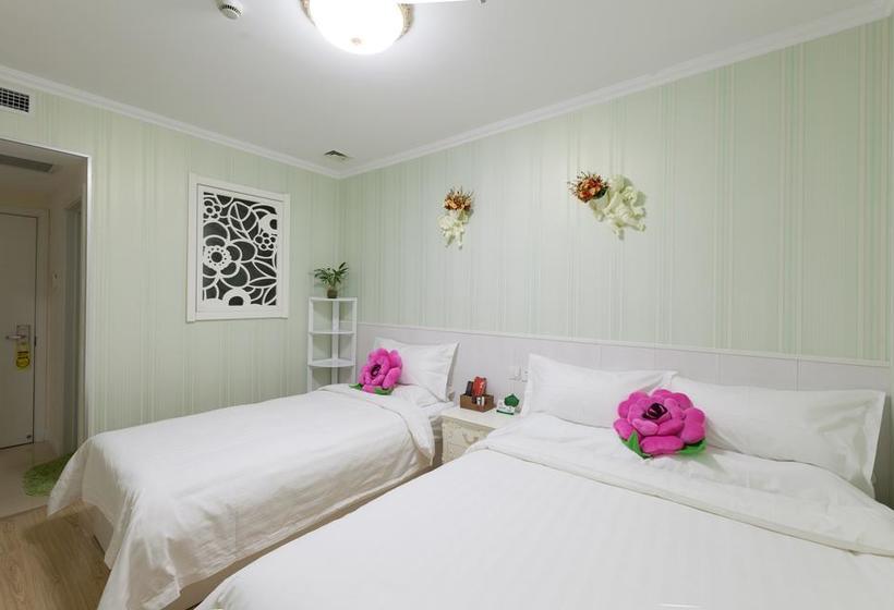 Hotel Pekinguni International Hostel