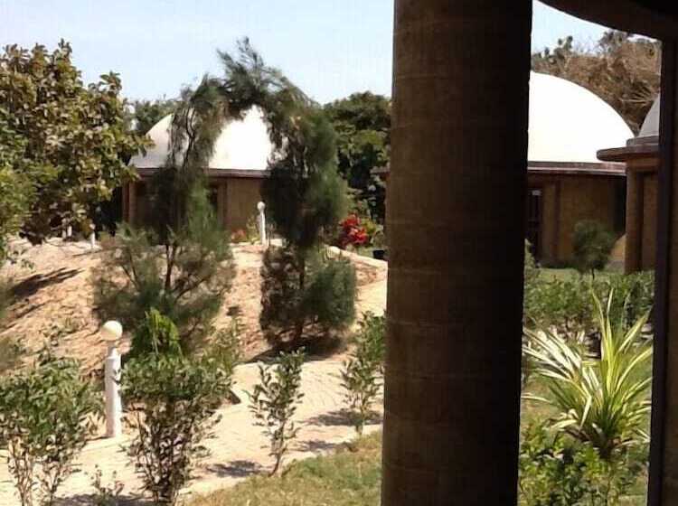 هتل Tanji Bird Reserve Eco Lodge Adults Only