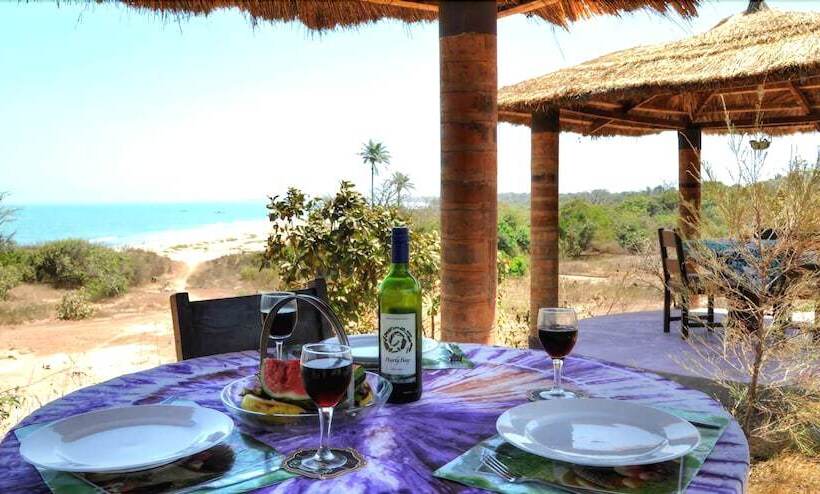 هتل Tanji Bird Reserve Eco Lodge Adults Only