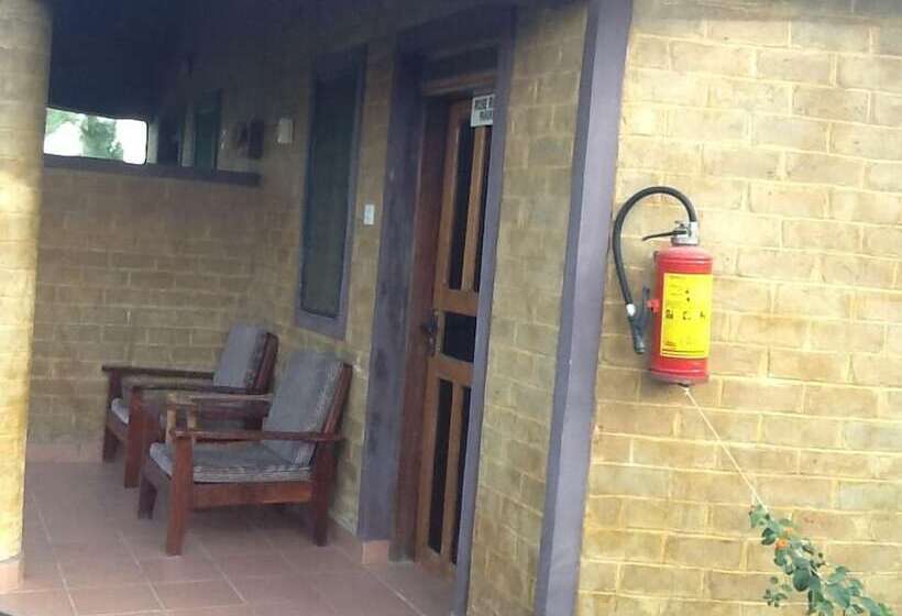 هتل Tanji Bird Reserve Eco Lodge Adults Only