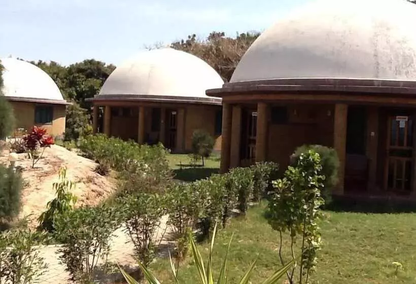 هتل Tanji Bird Reserve Eco Lodge   Adults Only