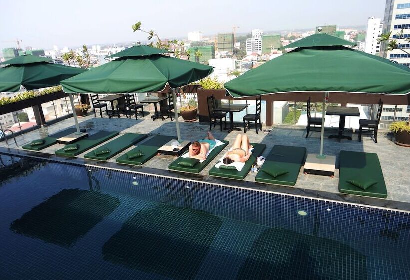 V Hotel Phnom Penh