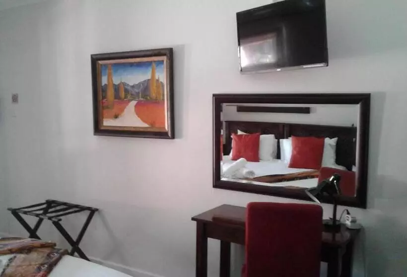 پانسیون Amani Guest Lodge