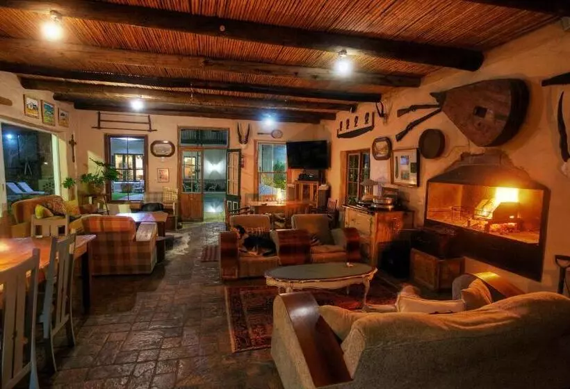 Majatalo The Willow Historical Guest House