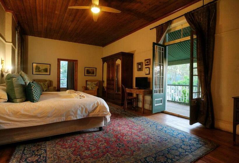 بنسيون The Willow Historical Guest House