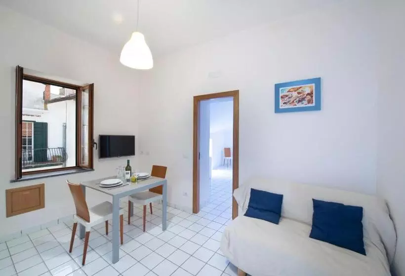 Ravello House