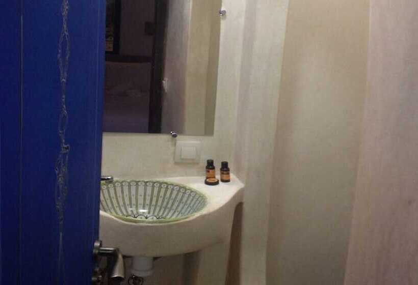 Riad Zaitouna Chaouen