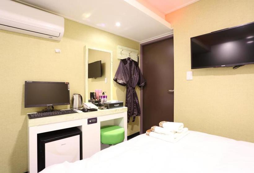 Hotel Top Myeongdong