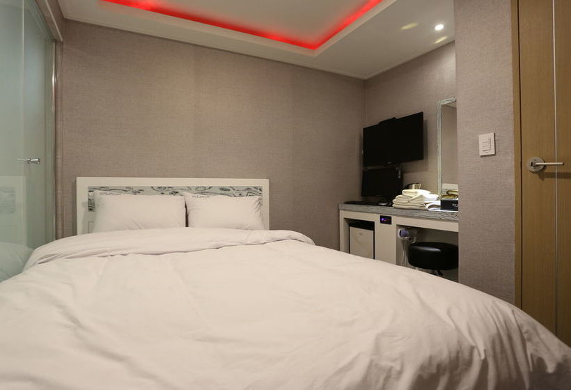 Hotel Top Myeongdong