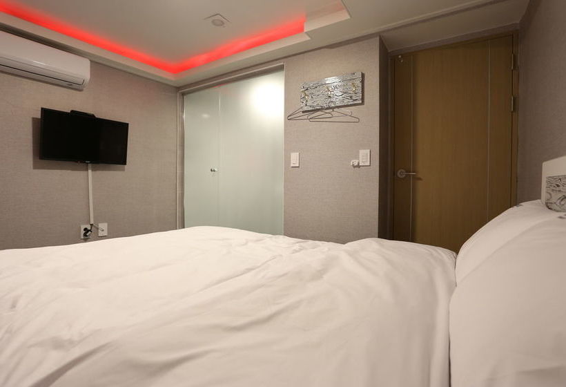 Hotel Top Myeongdong