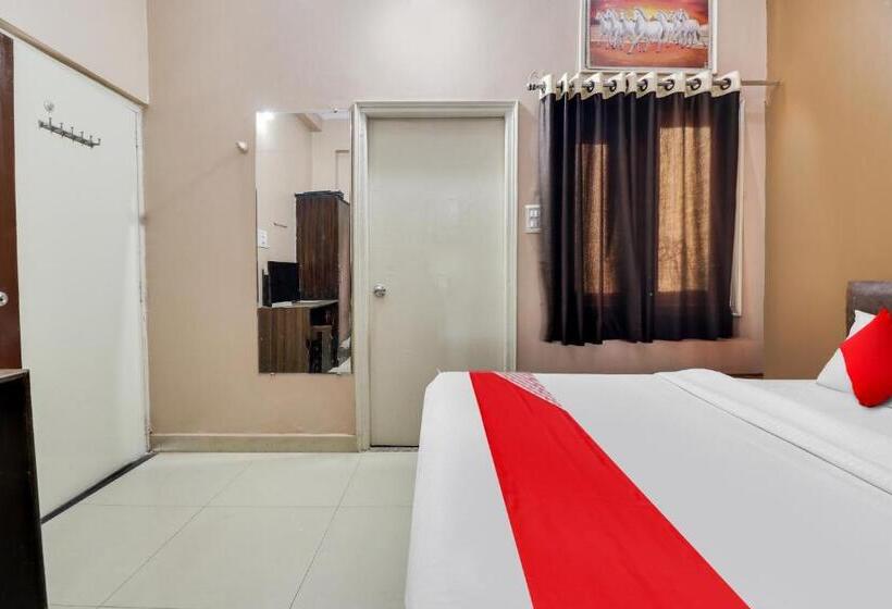 هتل The Mangalam Guest House