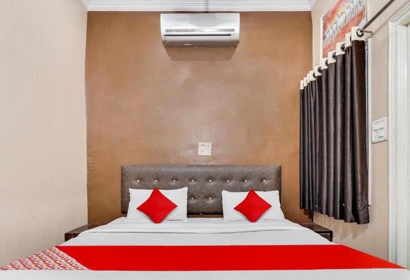 هتل The Mangalam Guest House