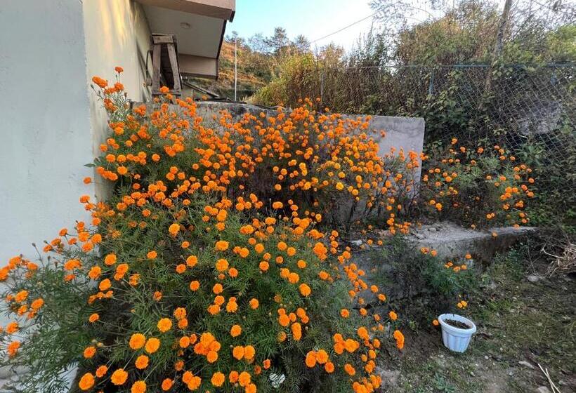 هتل Village View Nagarkot