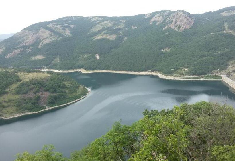 بنسيون стаи за гости La Place студен кладенец