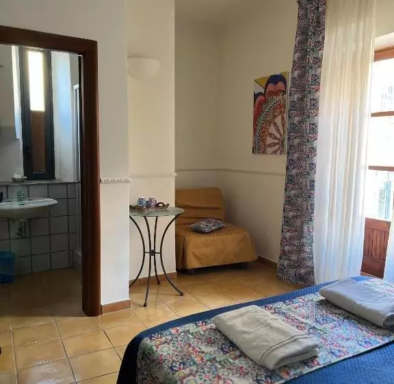 پانسیون Olimpo Room