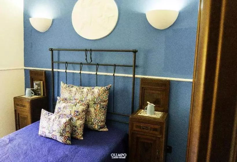 پانسیون Olimpo Room