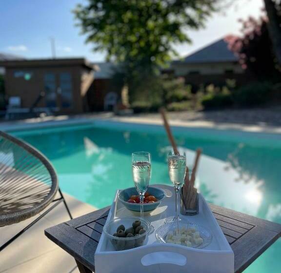 Bed and Breakfast Fleur De Laurier