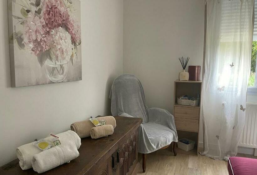 Bed and Breakfast Fleur De Laurier