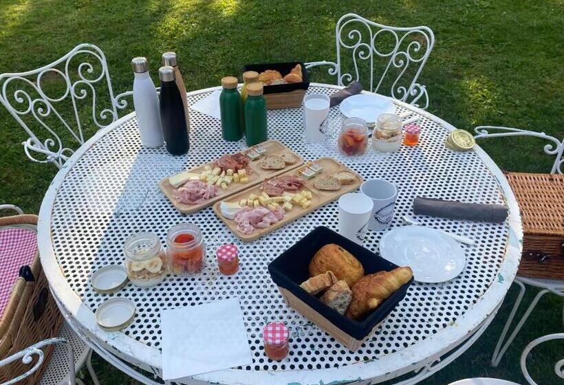 مبيت وإفطار L’orangerie De Malpas