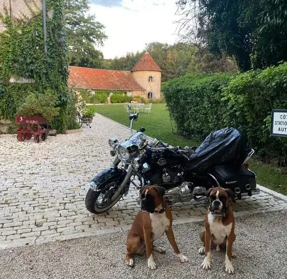 Aamiaismajoitus (B&B) L’orangerie De Malpas