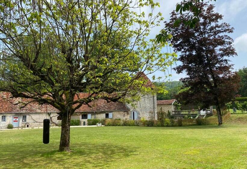 مبيت وإفطار L’orangerie De Malpas