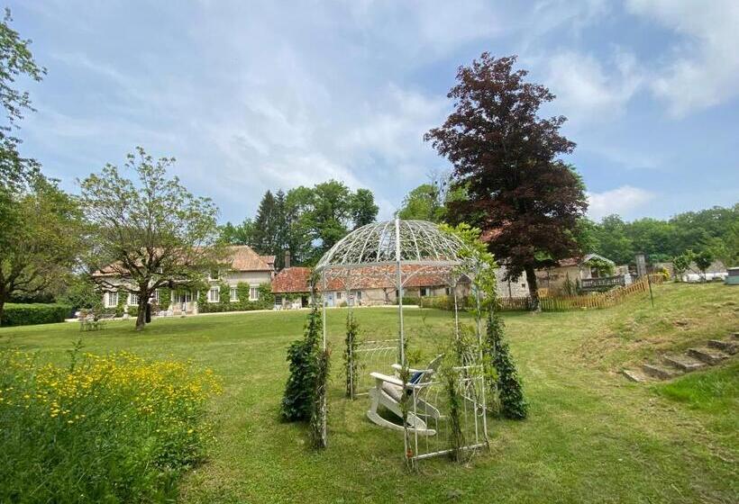 مبيت وإفطار L’orangerie De Malpas