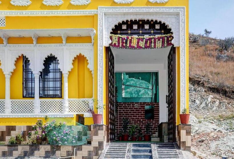 Spot On Hotel Raj Villa