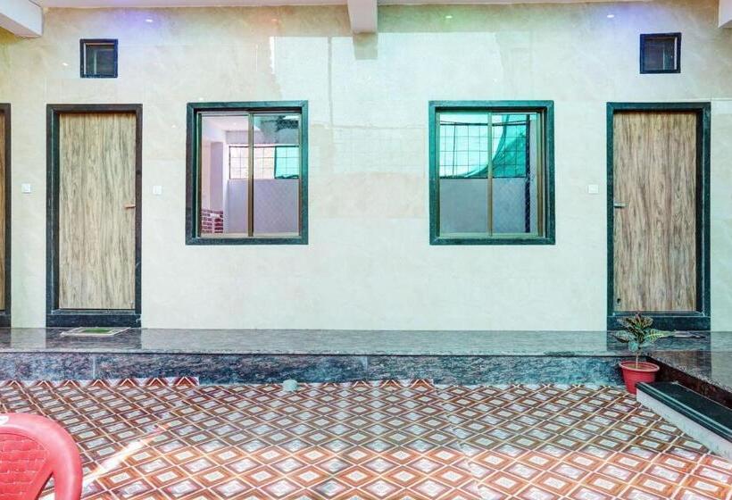 Spot On Hotel Raj Villa