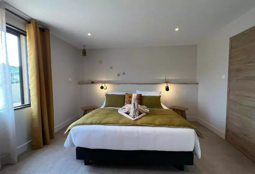 Hotelli Le Petit Hôtel De Pianottoli Caldarello