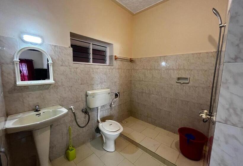 هتل Hill Top Beach Resort