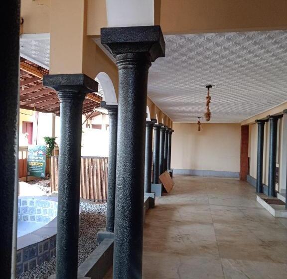 هتل Hill Top Beach Resort