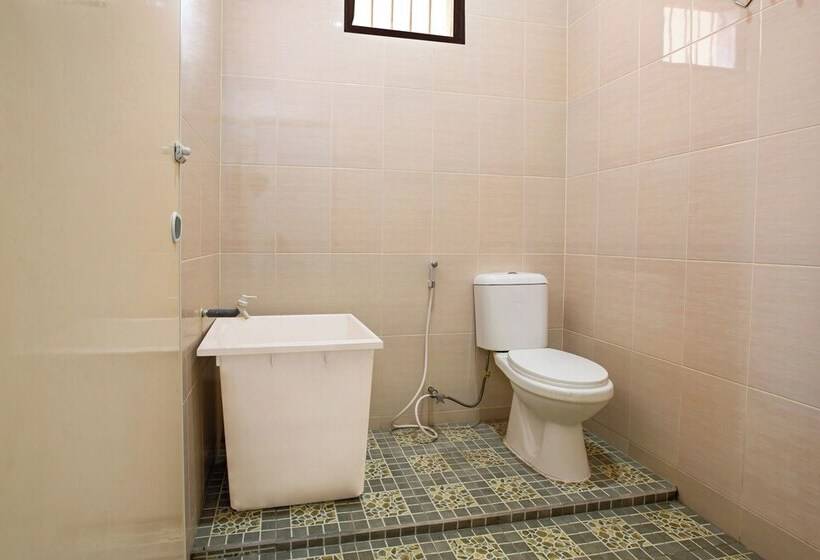 בית מלון כפרי Oyo 92587 Homestay Romauli Kampung Radja