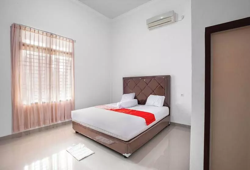 ホテル Oyo 92587 Homestay Romauli Kampung Radja