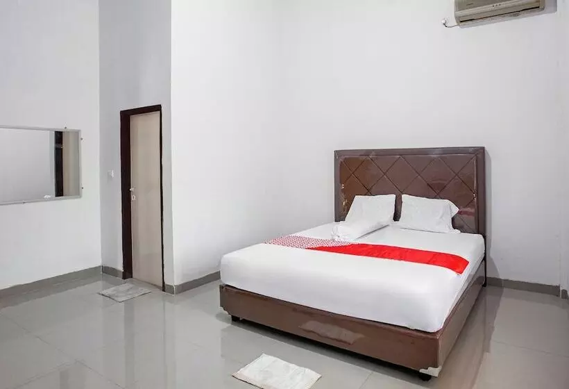 ホテル Oyo 92587 Homestay Romauli Kampung Radja