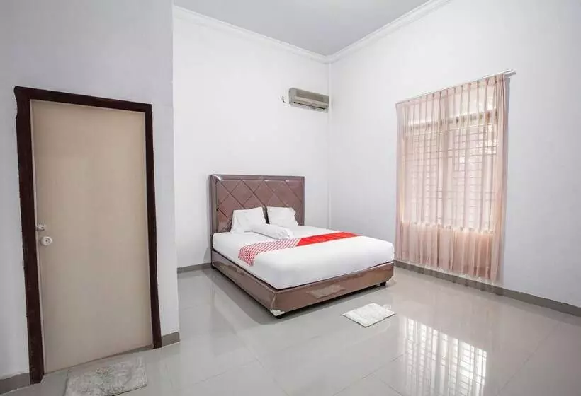ホテル Oyo 92587 Homestay Romauli Kampung Radja