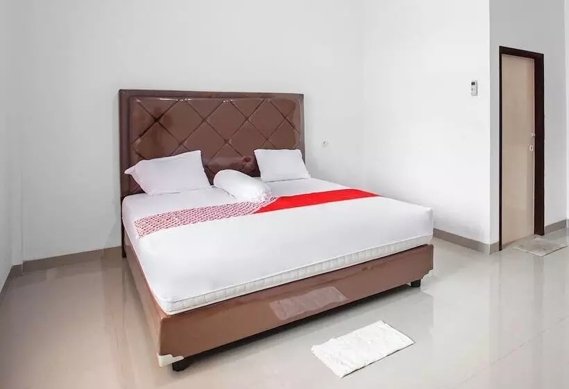 ホテル Oyo 92587 Homestay Romauli Kampung Radja