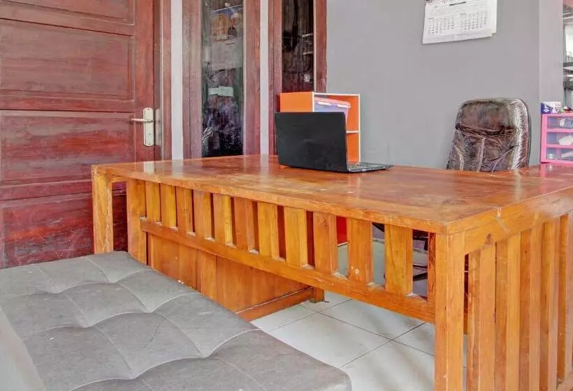 ホテル Oyo 92594 Raja Ratu Homestay