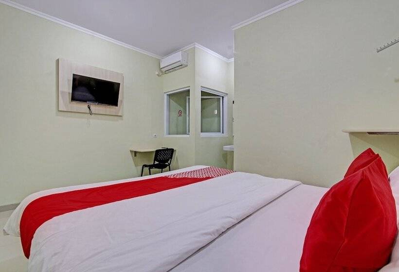 Hotell Oyo 92642 Tumesa Homestay 2 Syariah