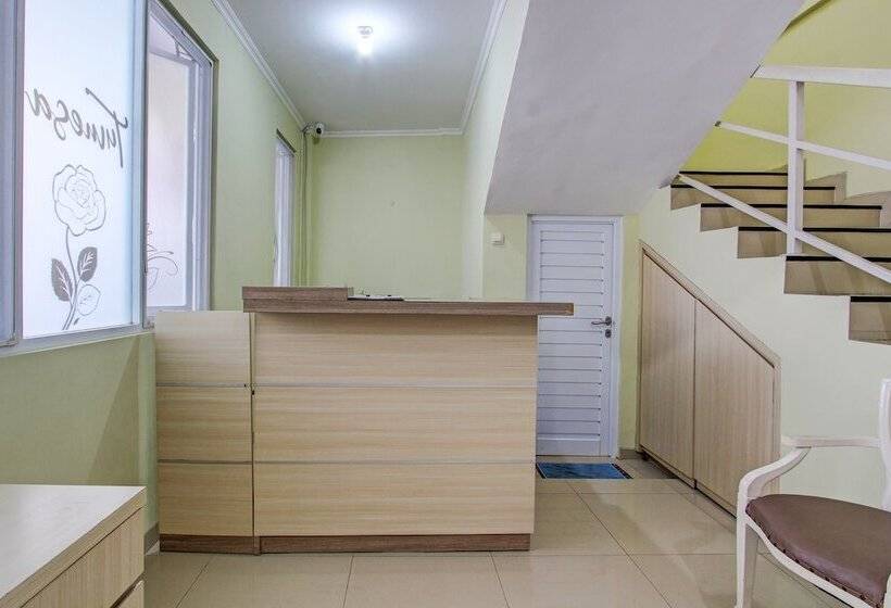 Hotell Oyo 92642 Tumesa Homestay 2 Syariah