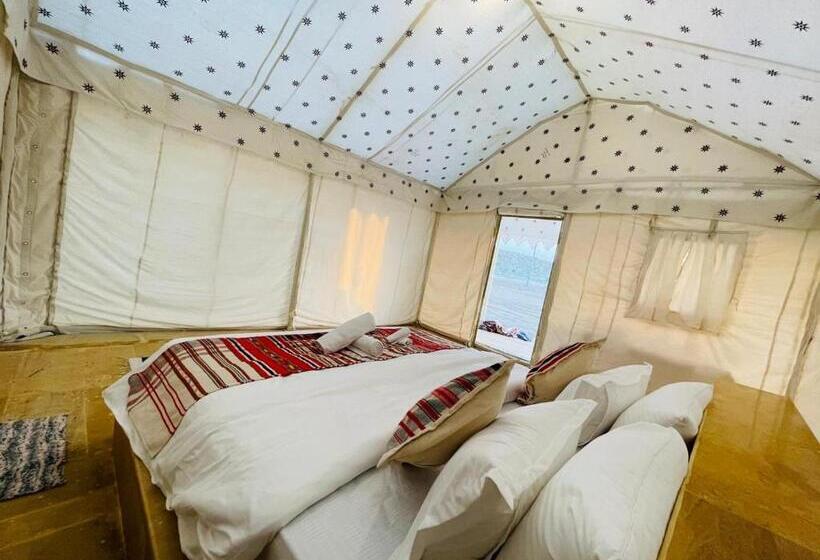 Hotel Samar Desert Camp